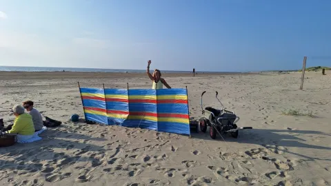 Biodanza, met je voeten in het zand en je haren in de wind